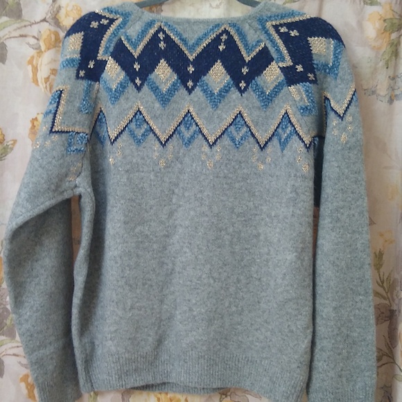 NWT, See & Be Seen Gray and Blue Geometric Sweater - Picture 5 of 6